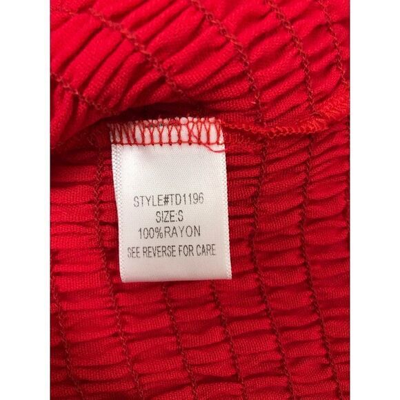 Nic & Jo Red Off-Shoulder Smocked Skirt Dress Size Small - Picture 10 of 11